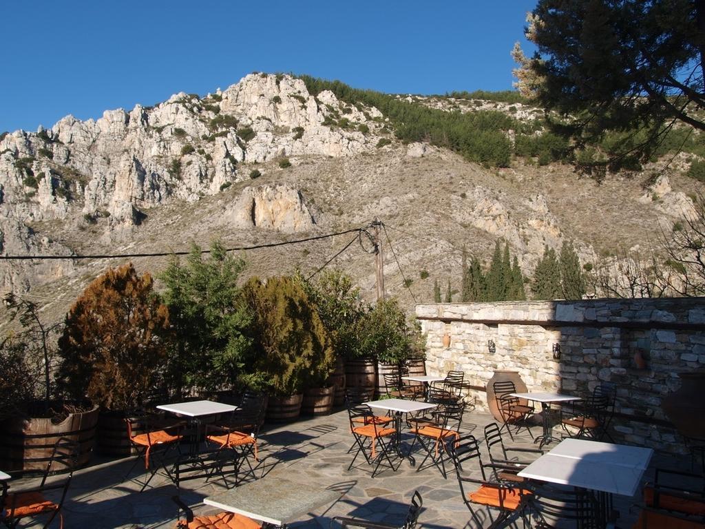 Hotel Adam Makrinitsa Luaran gambar