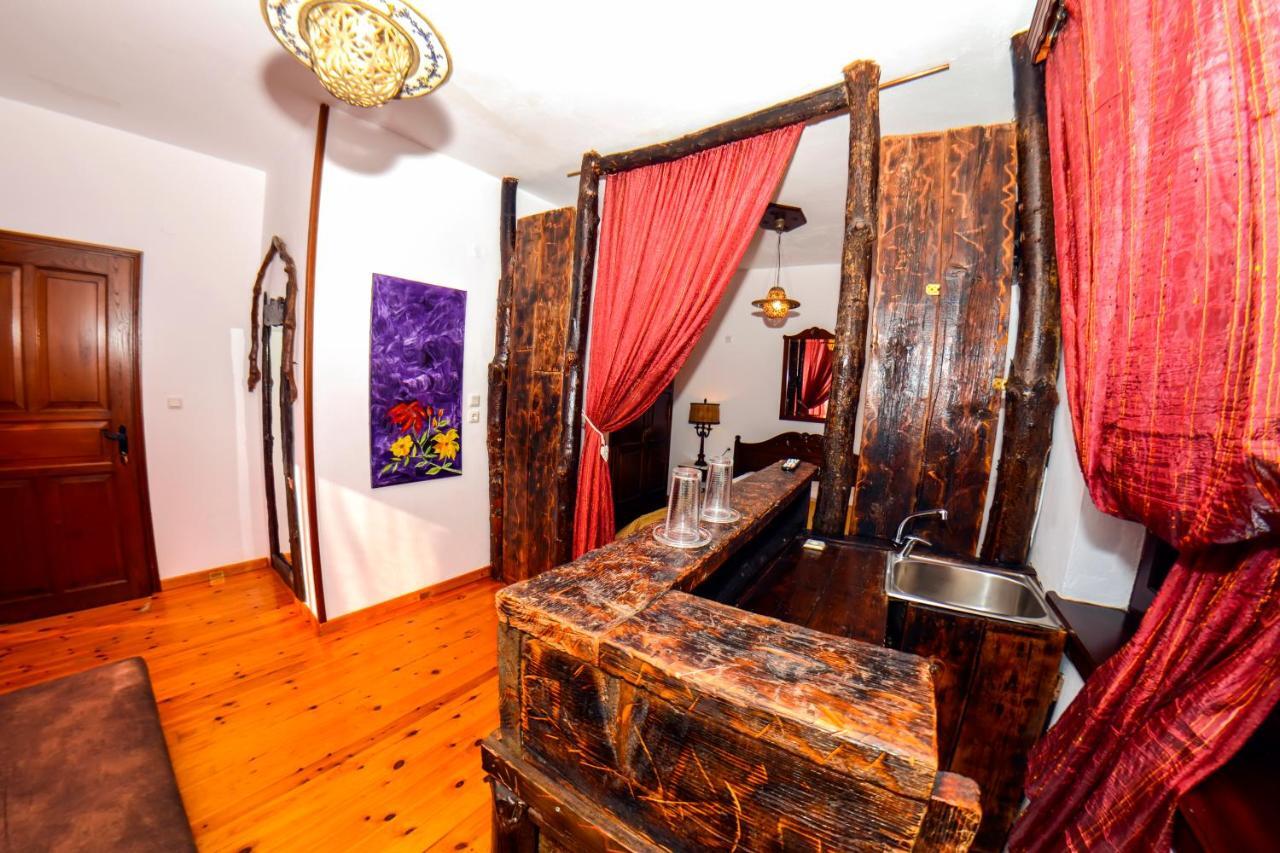 Hotel Adam Makrinitsa Luaran gambar